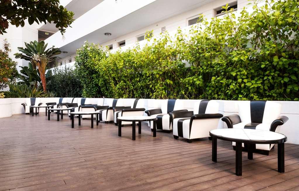 Shangri-la 4* Santa Monica