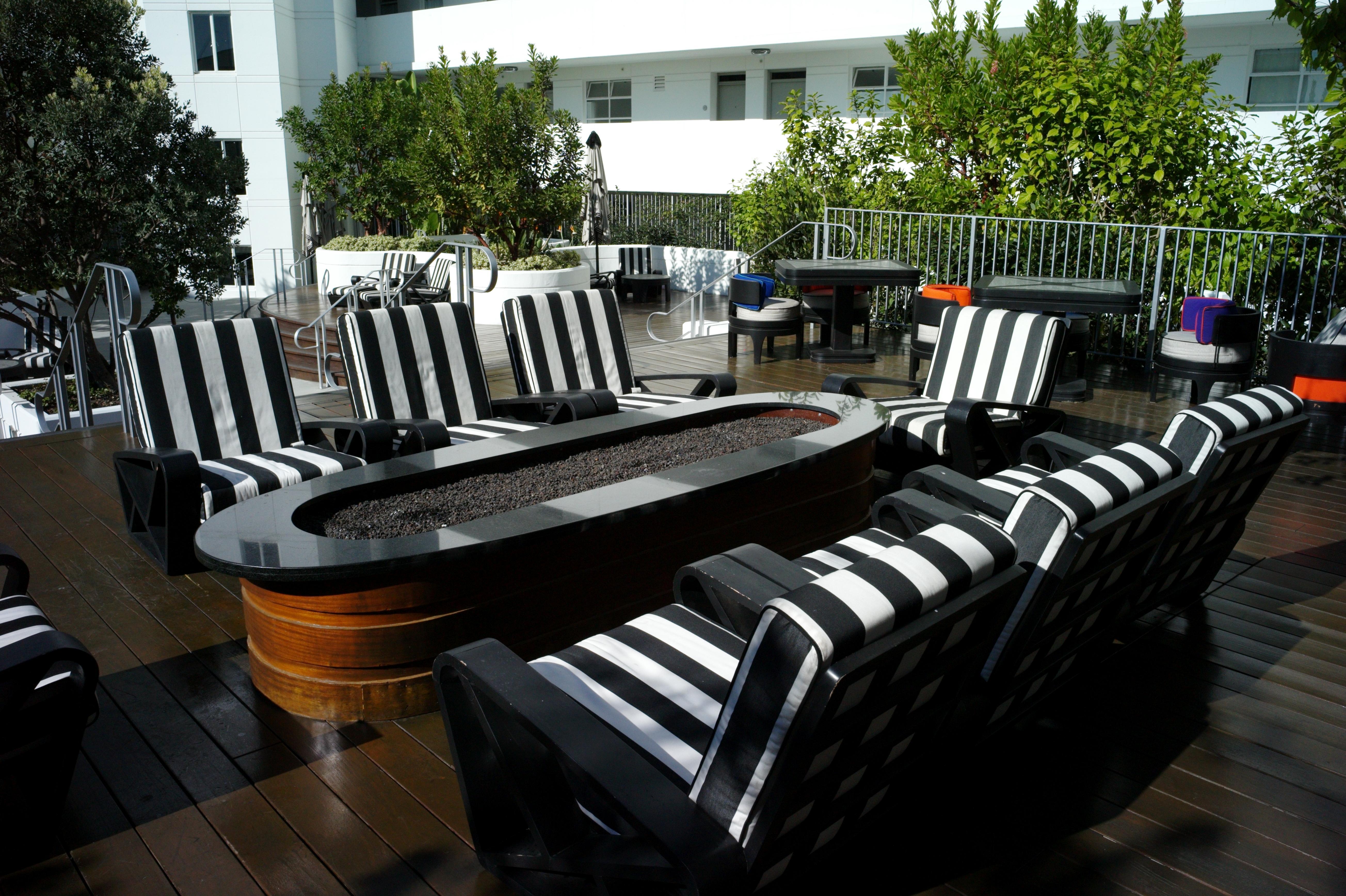 Shangri-la Hotel Santa Monica
